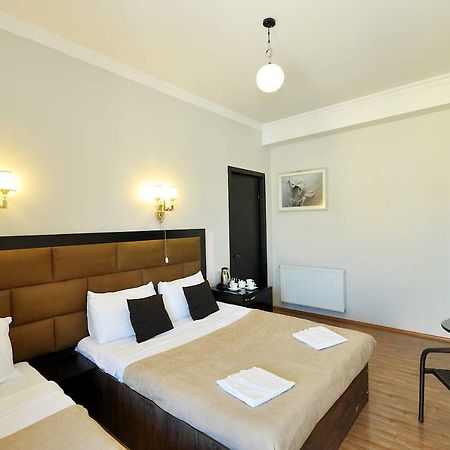 Hotel Marsel Tbiliszi Kültér fotó