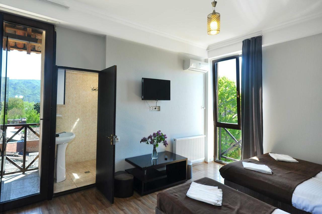Hotel Marsel Tbiliszi Kültér fotó